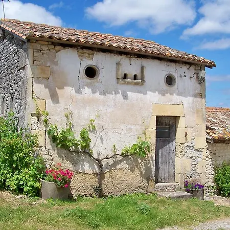 La Petite Barriere *