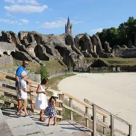 Holiday home La Petite Barriere Ozillac